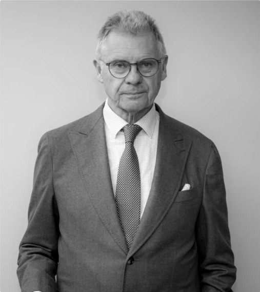Klas Eklund — Chief Strategist, Dahlgren Capital